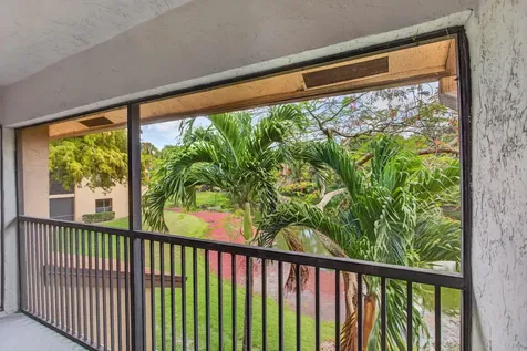 3713 Cocoplum Circle Coconut Creek FL 33063