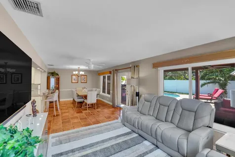 1066 SW 27th Place Boynton Beach FL 33426