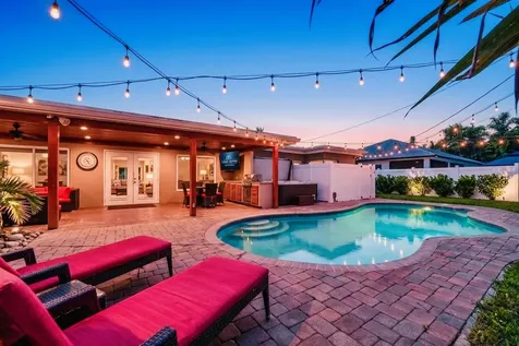 1066 SW 27th Place Boynton Beach FL 33426