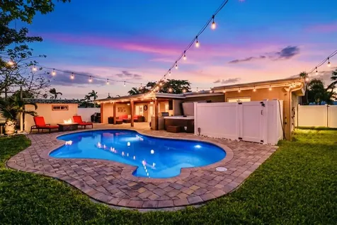 1066 SW 27th Place Boynton Beach FL 33426