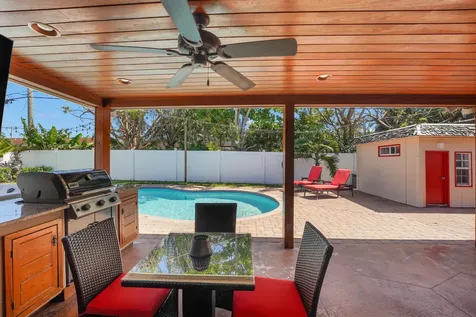 1066 SW 27th Place Boynton Beach FL 33426