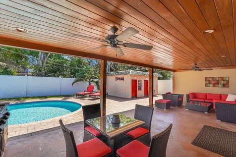 1066 SW 27th Place Boynton Beach FL 33426