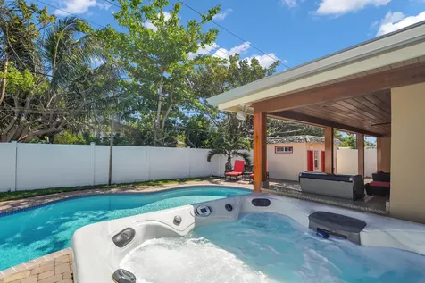 1066 SW 27th Place Boynton Beach FL 33426