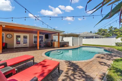 1066 SW 27th Place Boynton Beach FL 33426