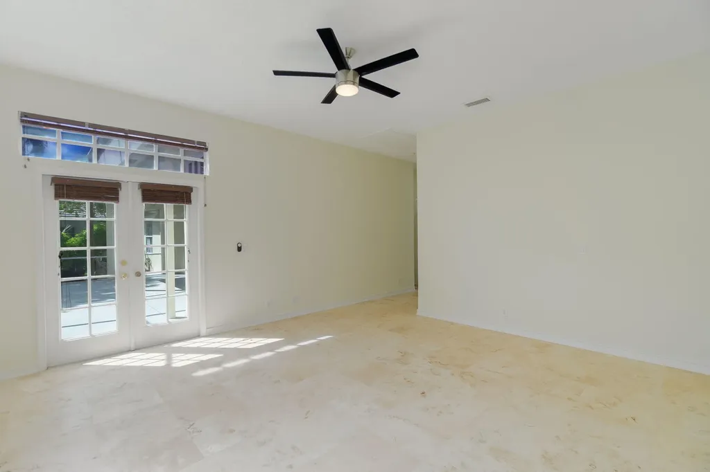 1070 Sweet Briar Place Wellington FL 33414