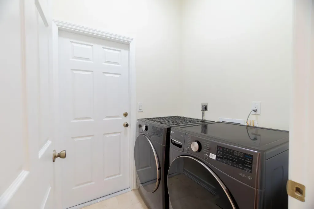 1070 Sweet Briar Place Wellington FL 33414