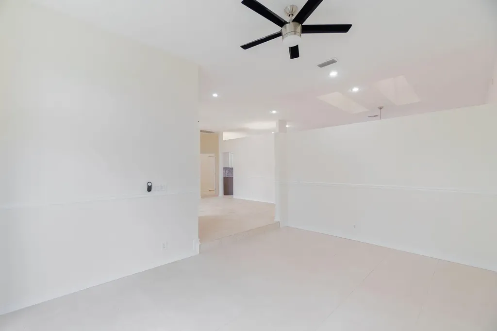 1070 Sweet Briar Place Wellington FL 33414
