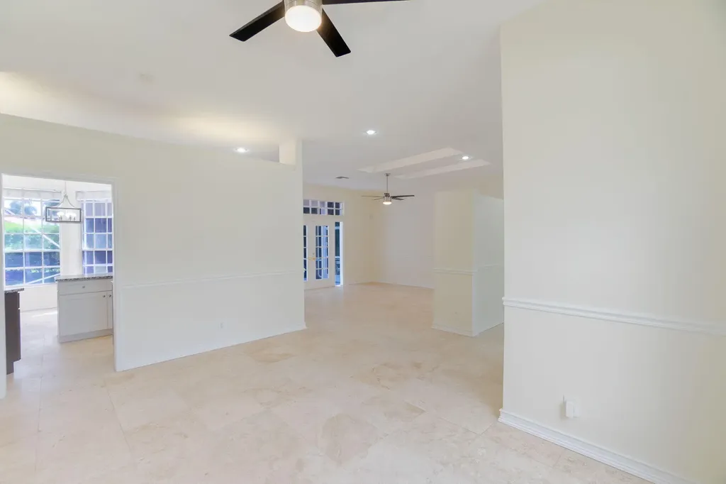 1070 Sweet Briar Place Wellington FL 33414