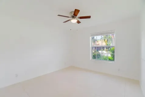 1070 Sweet Briar Place Wellington FL 33414