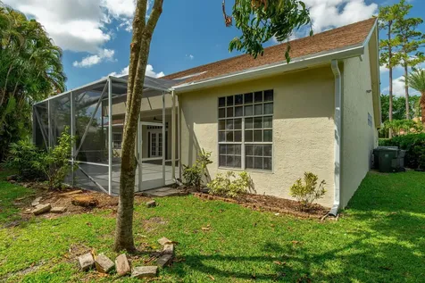 1070 Sweet Briar Place Wellington FL 33414