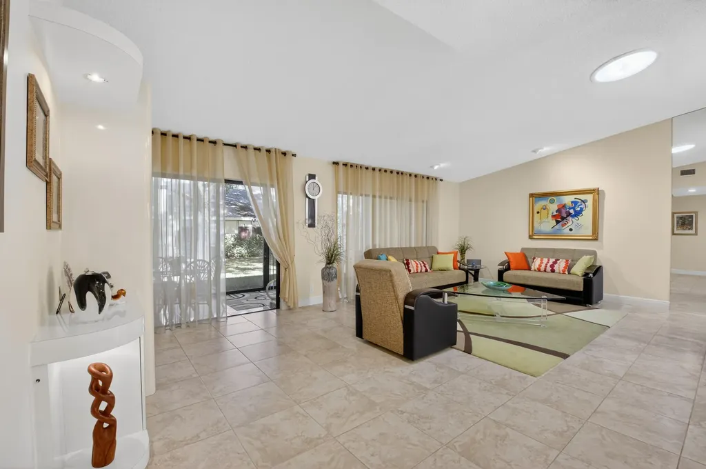 10911 Lake Front Place Boca Raton FL 33498