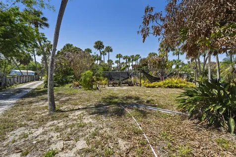 2614 NE Palm Avenue Jensen Beach FL 34957