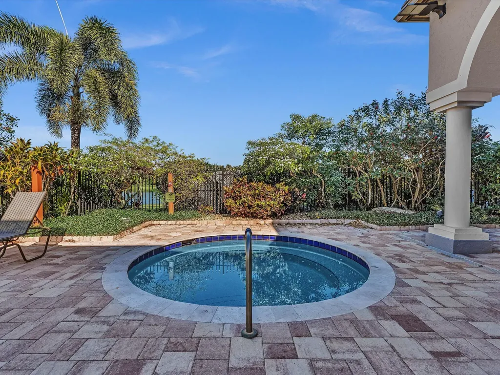 4194 Bluff Harbor Way Wellington FL 33449