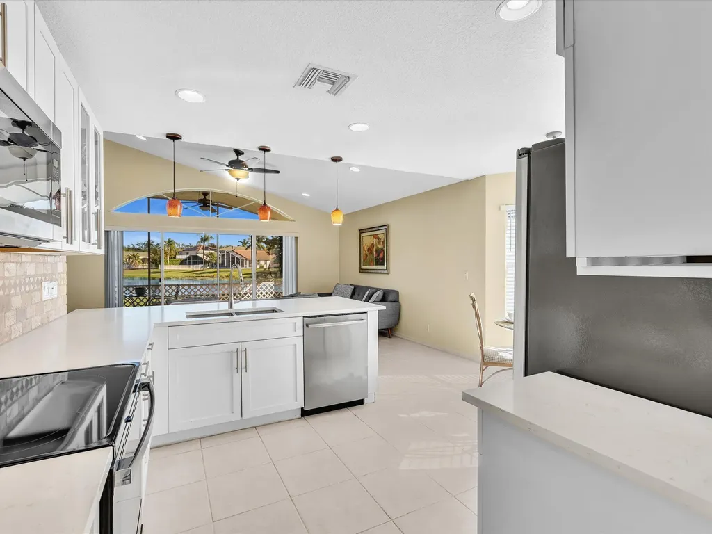 4194 Bluff Harbor Way Wellington FL 33449