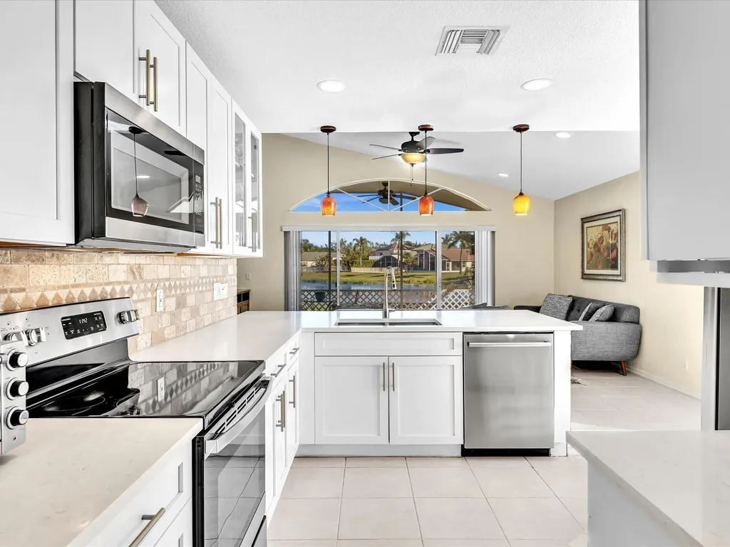 4194 Bluff Harbor Way Wellington FL 33449