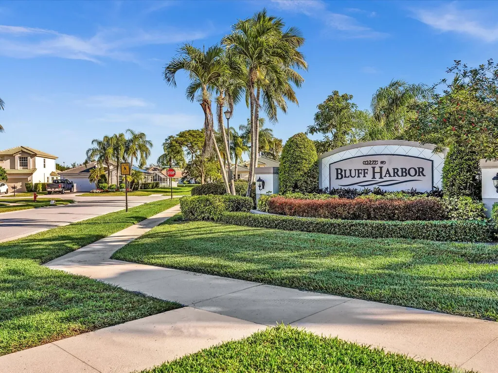 4194 Bluff Harbor Way Wellington FL 33449