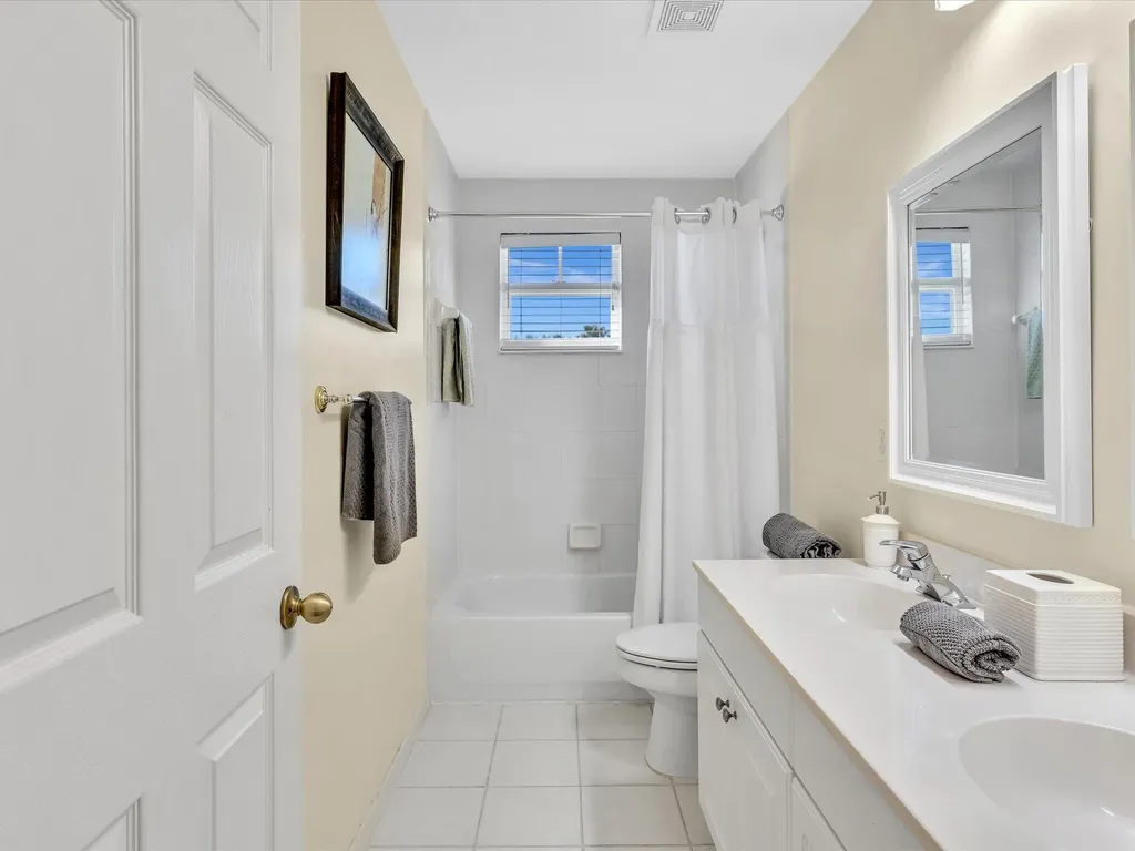 4194 Bluff Harbor Way Wellington FL 33449
