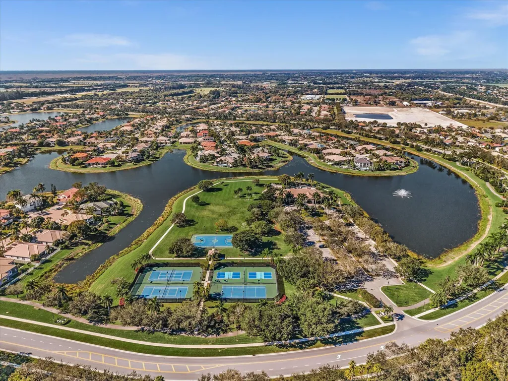 4194 Bluff Harbor Way Wellington FL 33449