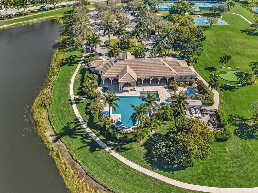 4194 Bluff Harbor Way Wellington FL 33449