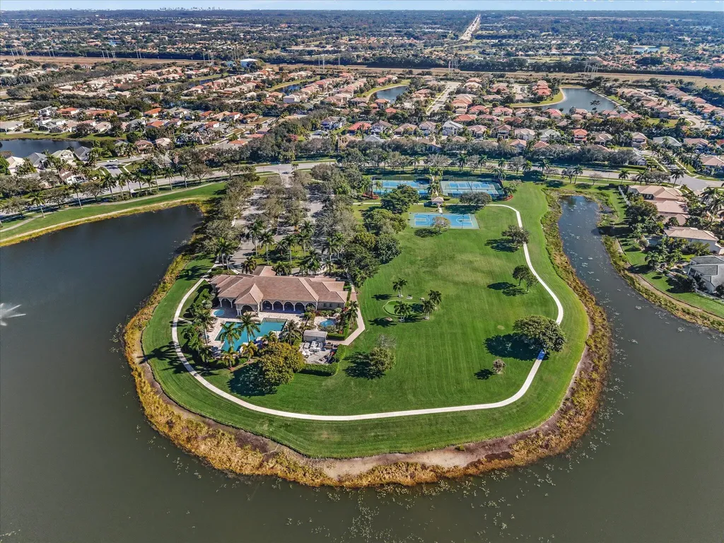 4194 Bluff Harbor Way Wellington FL 33449