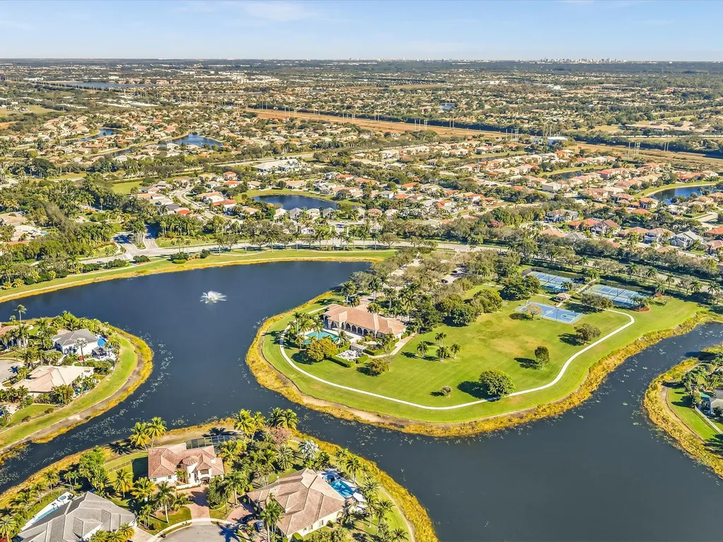 4194 Bluff Harbor Way Wellington FL 33449