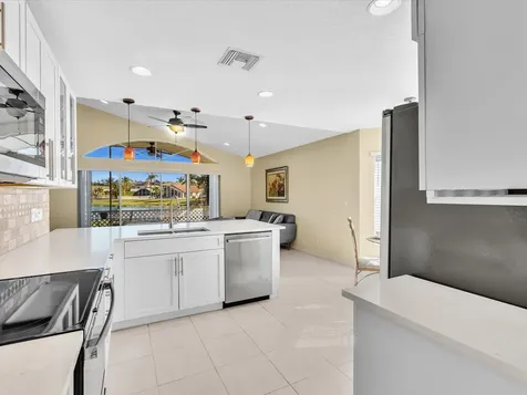 4194 Bluff Harbor Way Wellington FL 33449