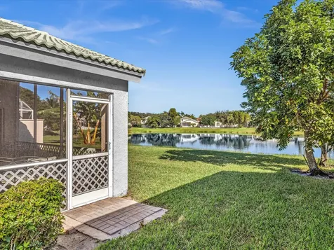 4194 Bluff Harbor Way Wellington FL 33449