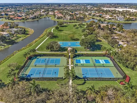 4194 Bluff Harbor Way Wellington FL 33449