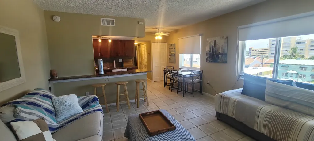 300 Oregon Street Hollywood FL 33019