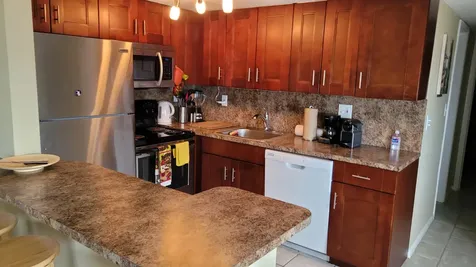 300 Oregon Street Hollywood FL 33019