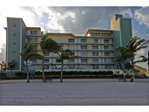 300 Oregon Street Hollywood FL 33019
