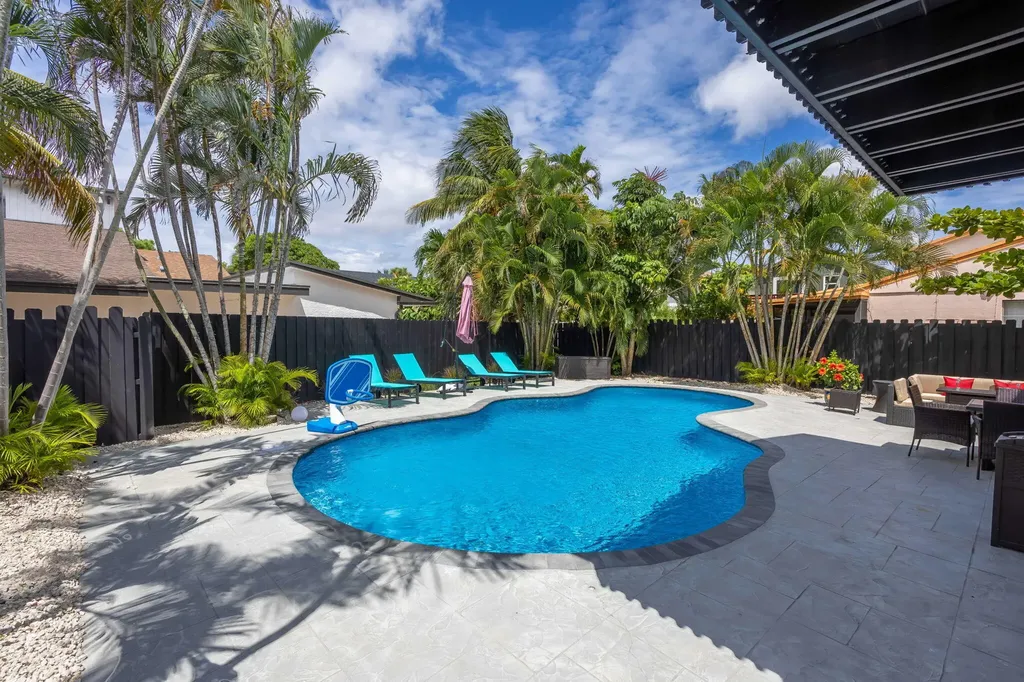 2541 Southridge Road Delray Beach FL 33444