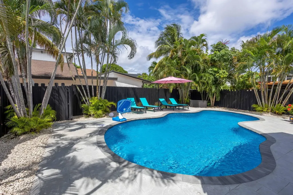 2541 Southridge Road Delray Beach FL 33444