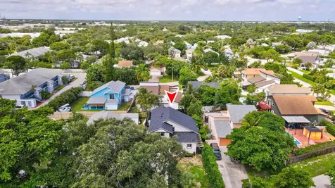 2541 Southridge Road Delray Beach FL 33444