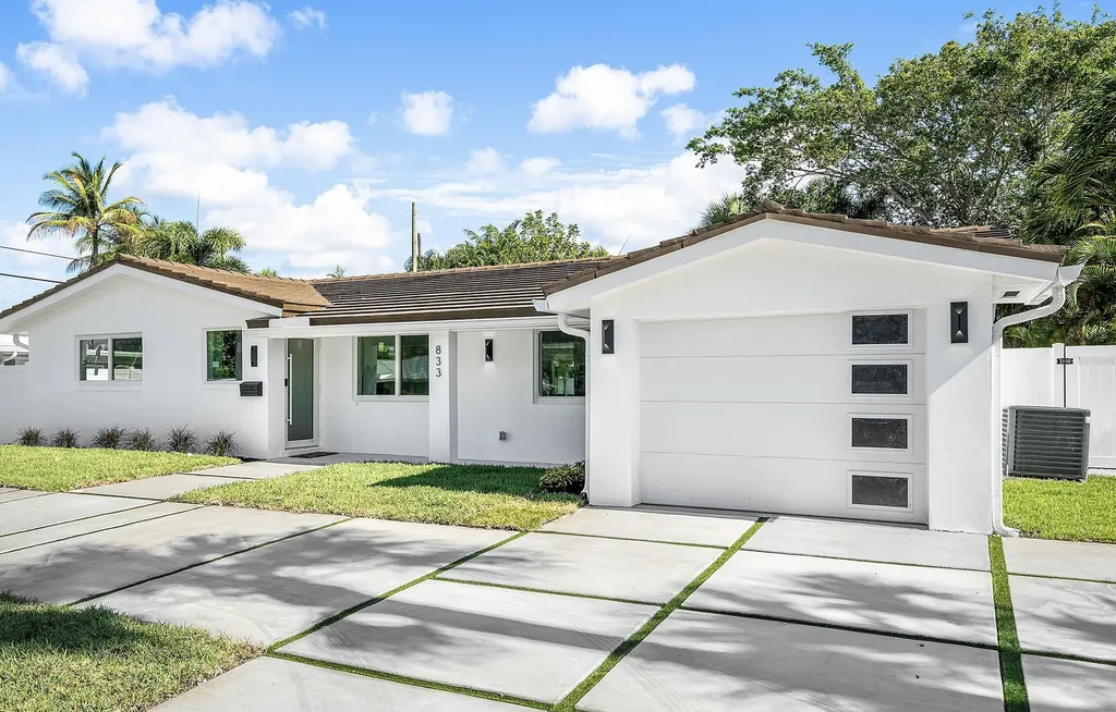 833 SW 5th Street Boca Raton FL 33486