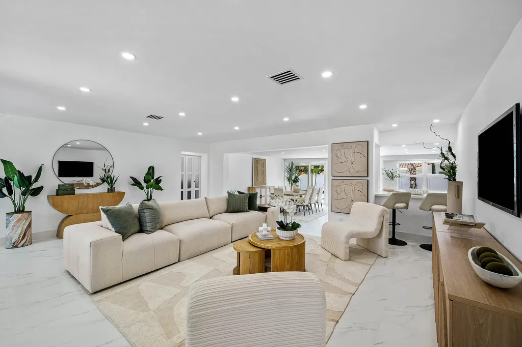 833 SW 5th Street Boca Raton FL 33486
