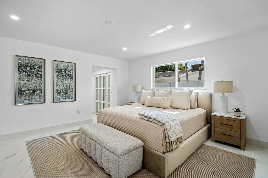 833 SW 5th Street Boca Raton FL 33486