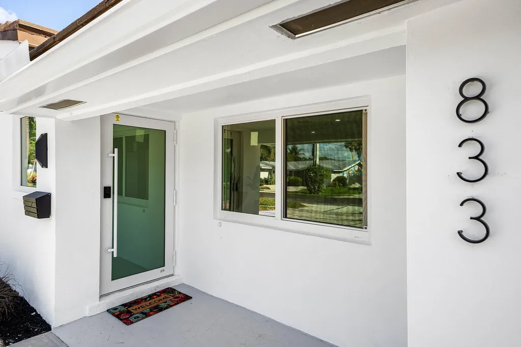 833 SW 5th Street Boca Raton FL 33486