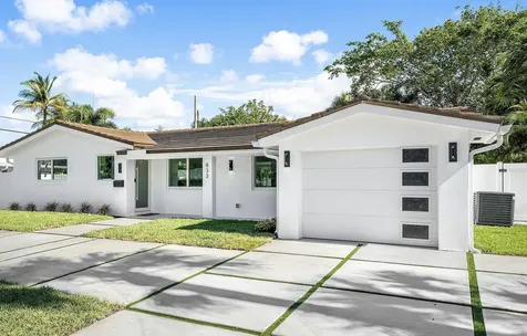 833 SW 5th Street Boca Raton FL 33486