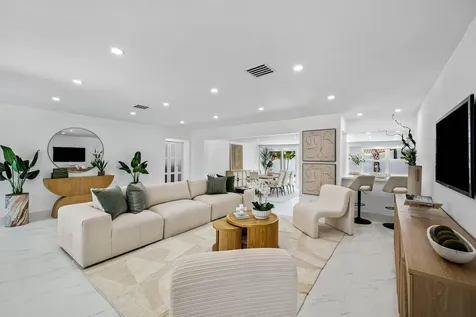 833 SW 5th Street Boca Raton FL 33486
