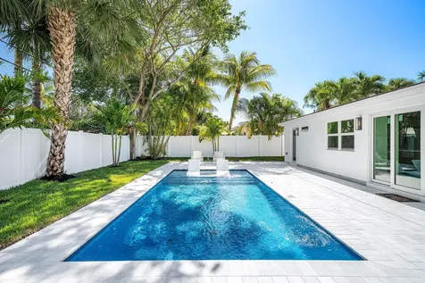 833 SW 5th Street Boca Raton FL 33486