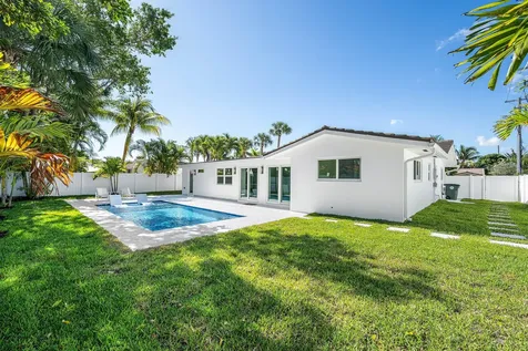 833 SW 5th Street Boca Raton FL 33486