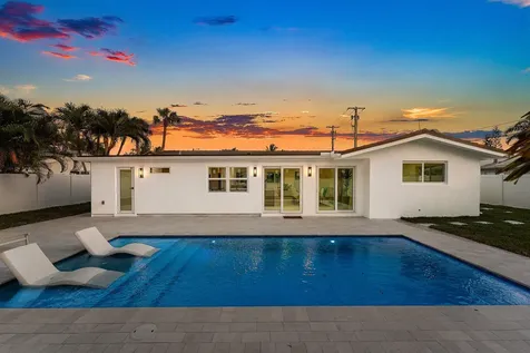 833 SW 5th Street Boca Raton FL 33486