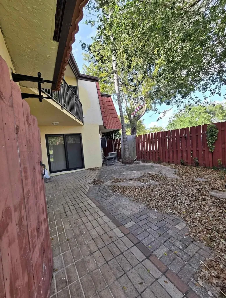 3928 Victoria Drive West Palm Beach FL 33406