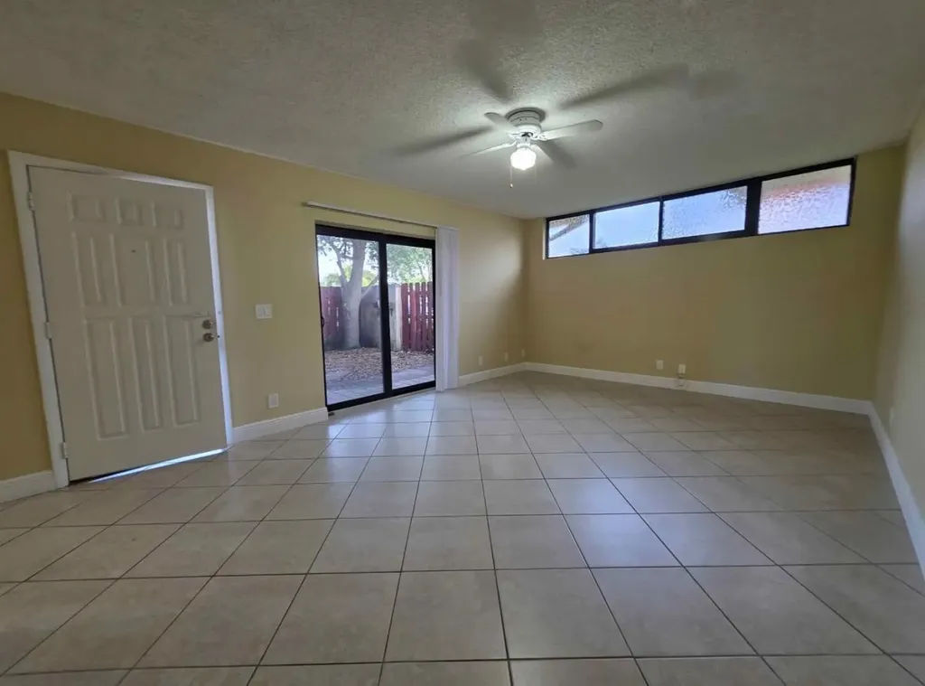 3928 Victoria Drive West Palm Beach FL 33406
