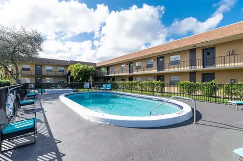 1401 NE 17th Court Fort Lauderdale FL 33305