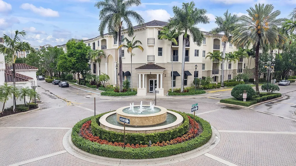 2 Renaissance Way Boynton Beach FL 33426