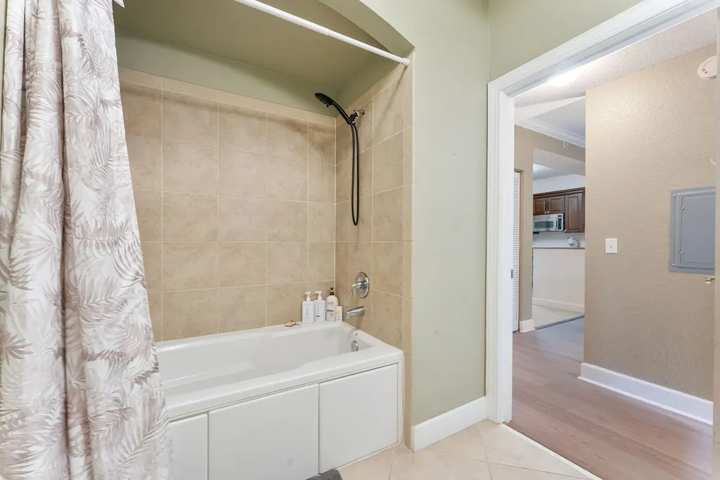 2 Renaissance Way Boynton Beach FL 33426