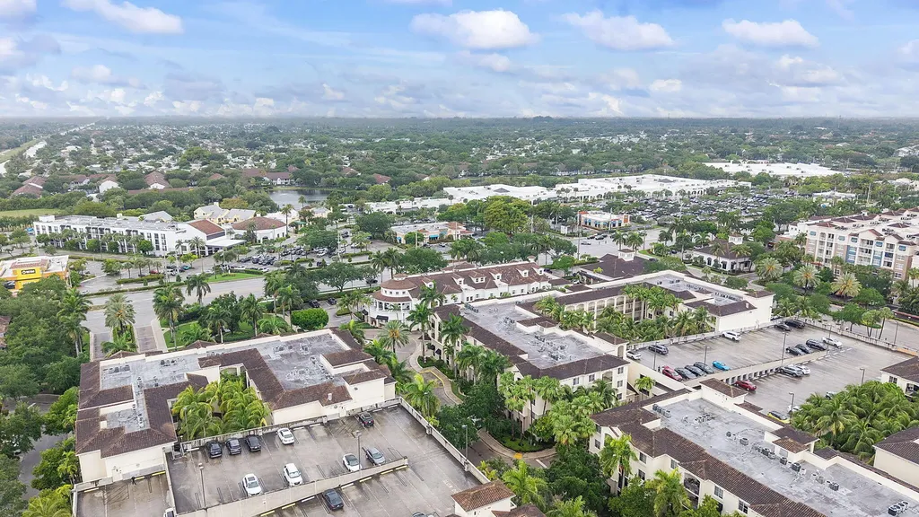 2 Renaissance Way Boynton Beach FL 33426