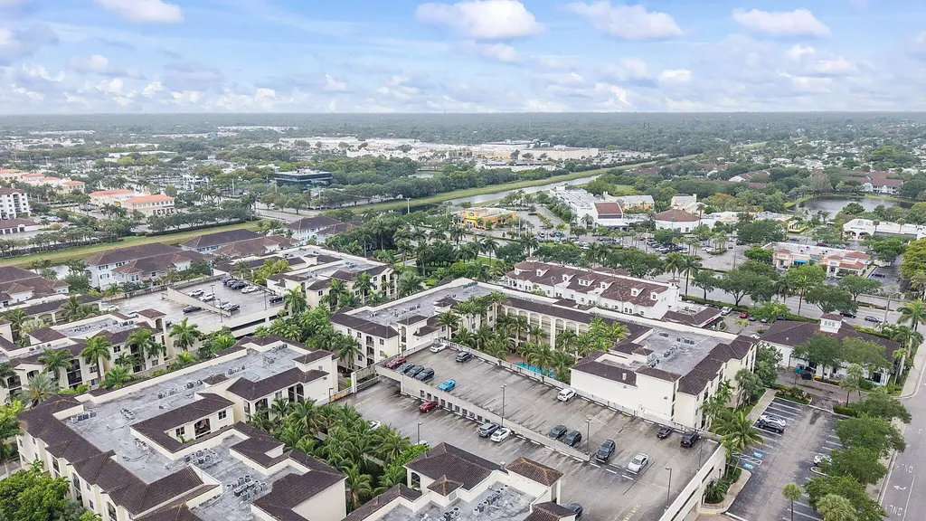 2 Renaissance Way Boynton Beach FL 33426